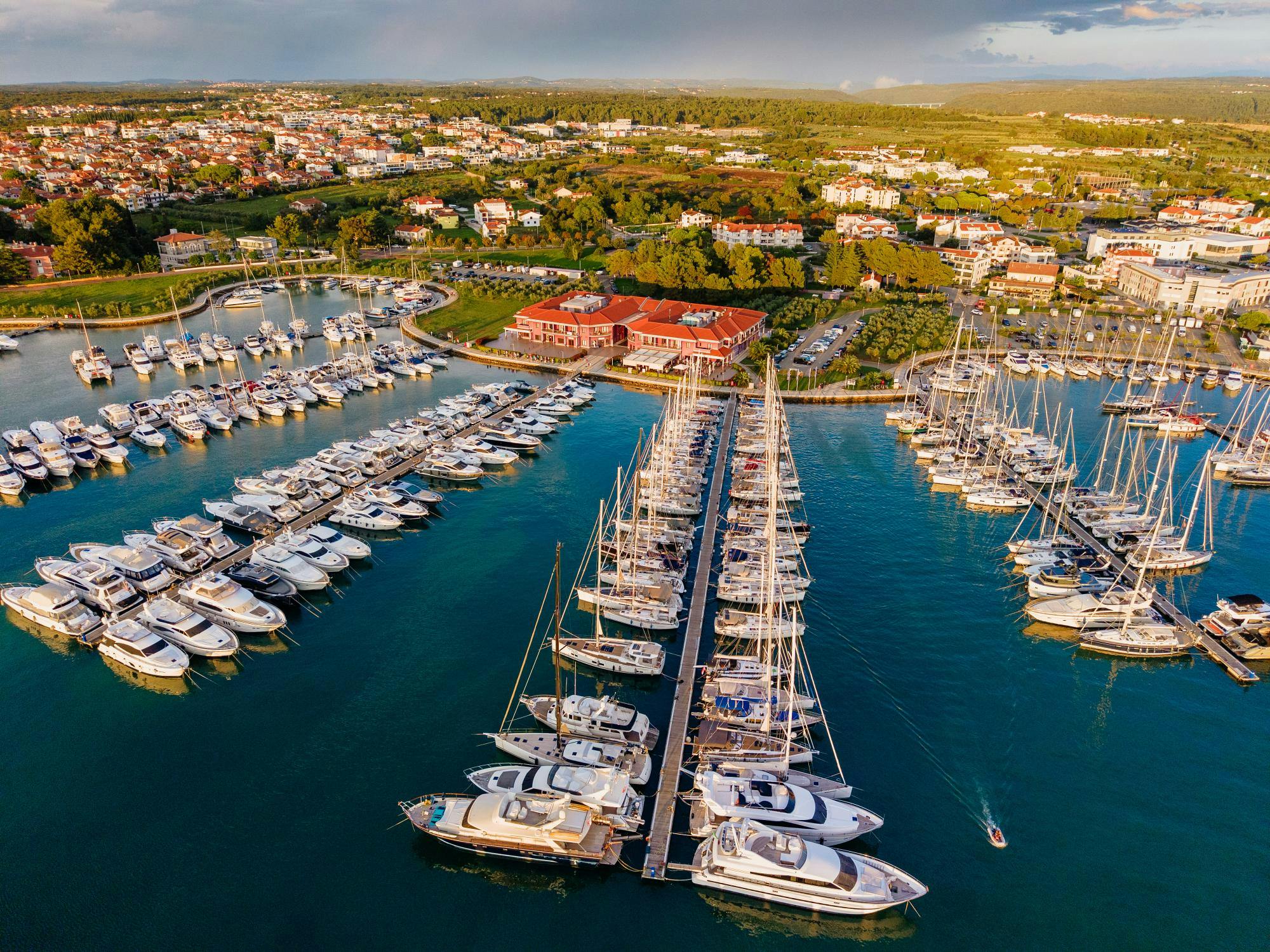 Hotel Nautica - Proljeće i 1. svibanj u Novigradu